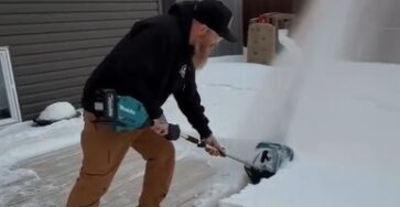 Makita SN400MP: Review of the Motorized Snow Shovel Going Viral on Social Media