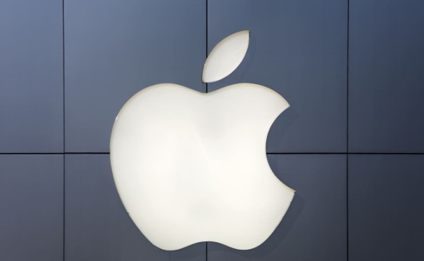 Toward a New Release Strategy at Apple in 2026