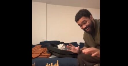 This Self-Moving Chessboard is the Ultimate High-Tech Gift for Strategy Lovers