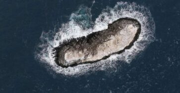 Antarctica: An Unknown Island Emerges Out of Nowhere and Upsets Nautical Charts